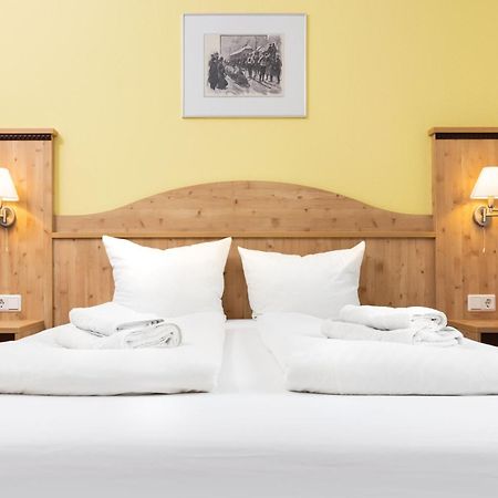 Gaststaette & Pension Waldschloesschen Oberhof  Eksteriør bilde