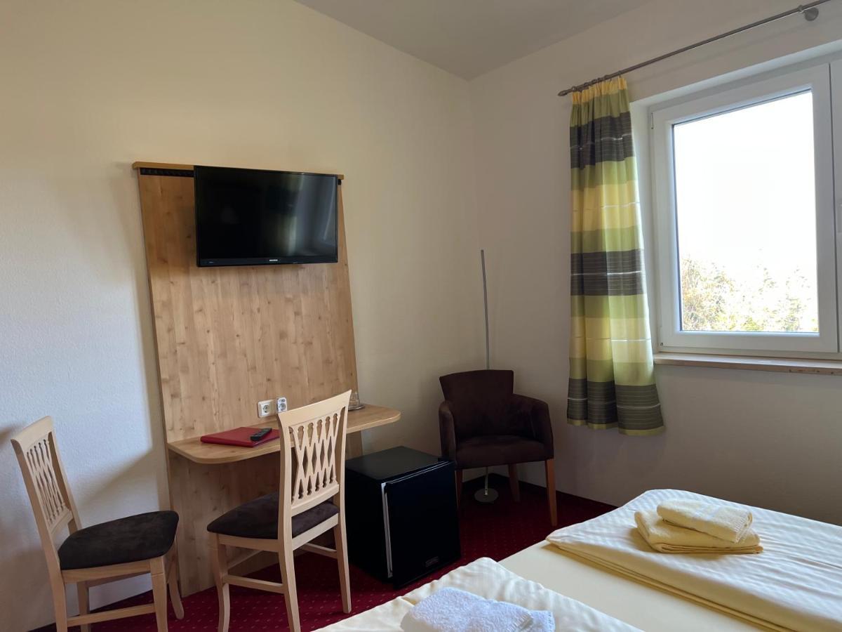 Gaststaette & Pension Waldschloesschen Oberhof  Eksteriør bilde
