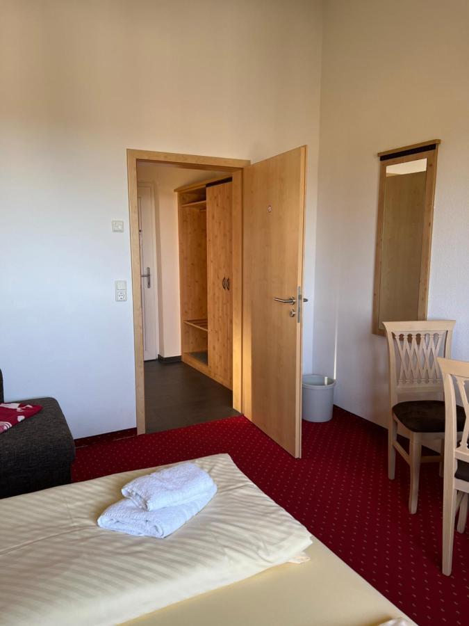 Gaststaette & Pension Waldschloesschen Oberhof  Eksteriør bilde
