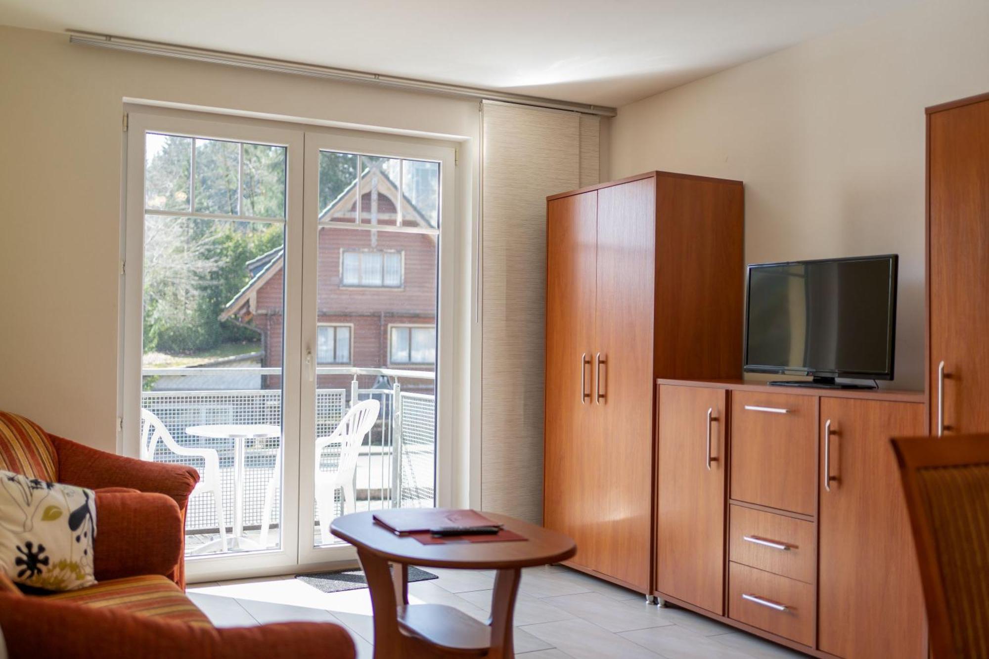 Gaststaette & Pension Waldschloesschen Oberhof  Eksteriør bilde